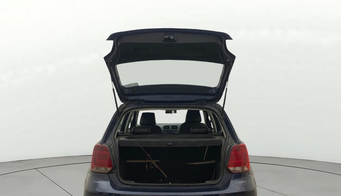 2015 Volkswagen Polo COMFORTLINE 1.5L, Diesel, Manual, 75,370 km, Boot Door Open