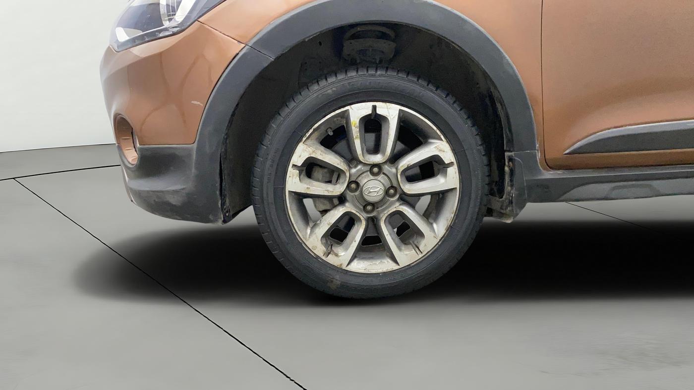 2016 Hyundai i20 Active 1.2 S, Petrol, Manual, 41,437 km, Left Front Wheel