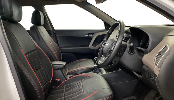 2017 Hyundai Creta SX PLUS 1.6 PETROL, Petrol, Manual, 96,417 km, Right Side Front Door Cabin