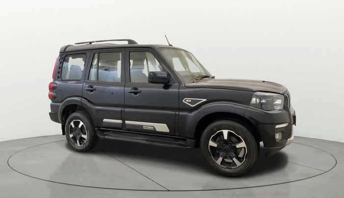 2023 Mahindra SCORPIO CLASSIC S11 7STR, Diesel, Manual, 38,227 km, SRP