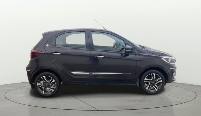 2023 Tata Tiago XZA PLUS PETROL, Petrol, Automatic, 30,825 km, Right Side View