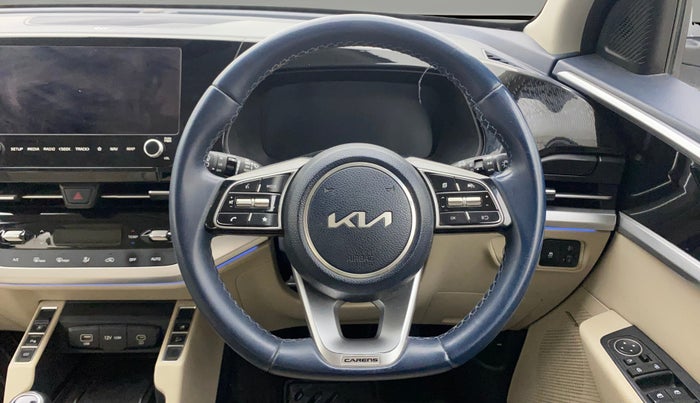 2022 KIA CARENS LUXURY PLUS 1.4 PETROL 6 STR, Petrol, Manual, 80,093 km, Steering Wheel Close Up