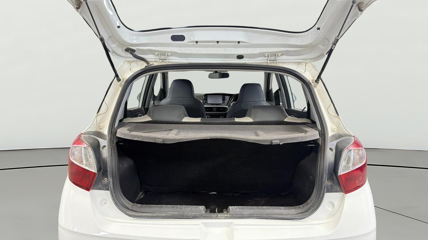 2022 Hyundai GRAND I10 NIOS SPORTZ AMT 1.2 KAPPA VTVT, Petrol, Automatic, 28,555 km, Boot Open Zoomed View