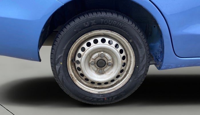 2014 Honda Amaze 1.2L I-VTEC EX, Petrol, Manual, 1,12,676 km, Right Rear Wheel