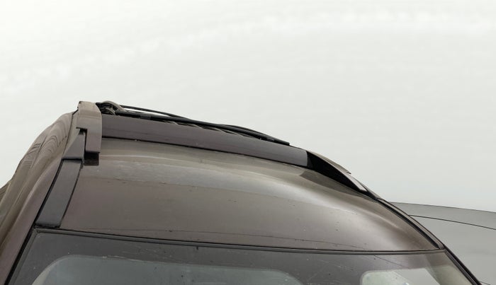 2014 Mahindra XUV500 W8, Diesel, Manual, 1,49,534 km, Roof