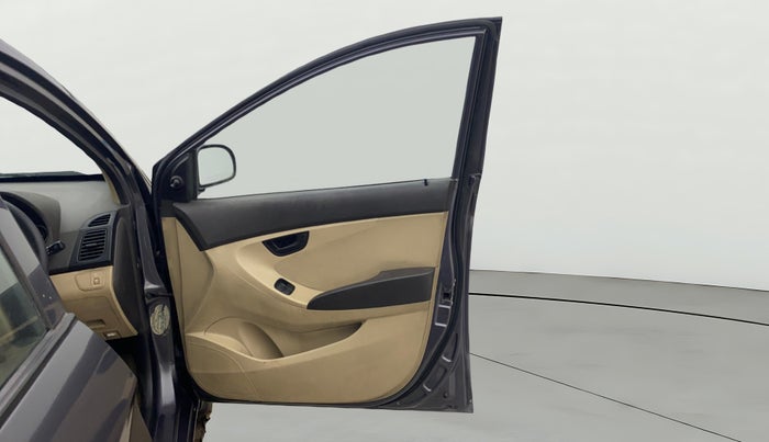 2014 Hyundai Eon MAGNA +, Petrol, Manual, 68,830 km, RHS Front Door