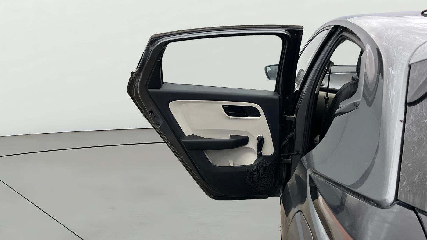 2022 Tata ALTROZ XE PETROL, Petrol, Manual, 63,587 km, LHS Rear Door