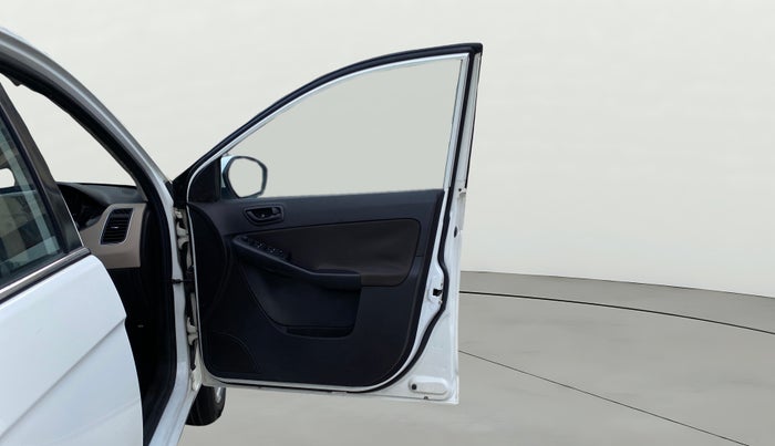 2016 Tata Zest XMS PETROL, Petrol, Manual, 29,240 km, RHS Front Door