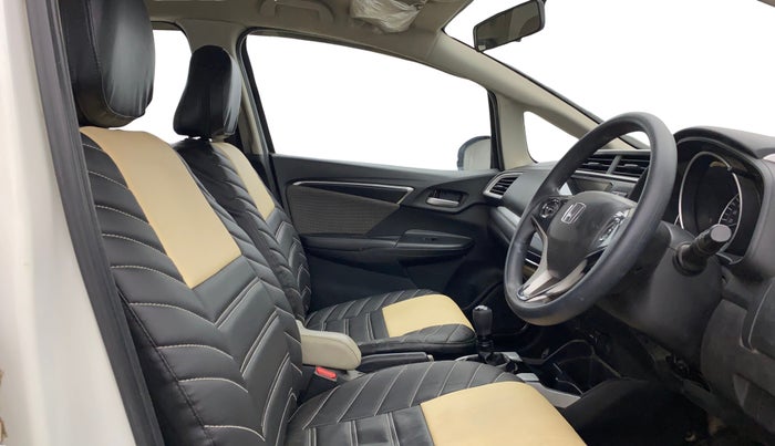 2019 Honda WR-V 1.5L I-DTEC V MT, Diesel, Manual, 77,893 km, Right Side Front Door Cabin