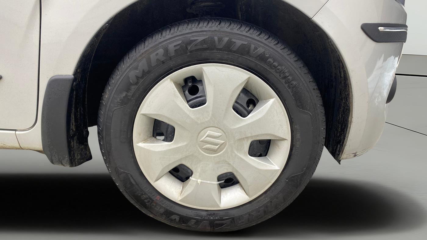 2025 Maruti New Wagon-R VXI 1.0 AMT, Petrol, Automatic, 13,720 km, Right Front Wheel