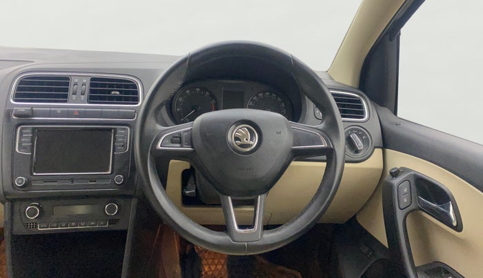 2018 Skoda Rapid STYLE 1.6 MPI, Petrol, Manual, 31,841 km, Steering Wheel Close Up