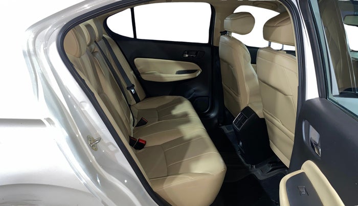 2023 Honda City 1.5L I-VTEC ZX CVT, Petrol, Automatic, 16,693 km, Right Side Rear Door Cabin