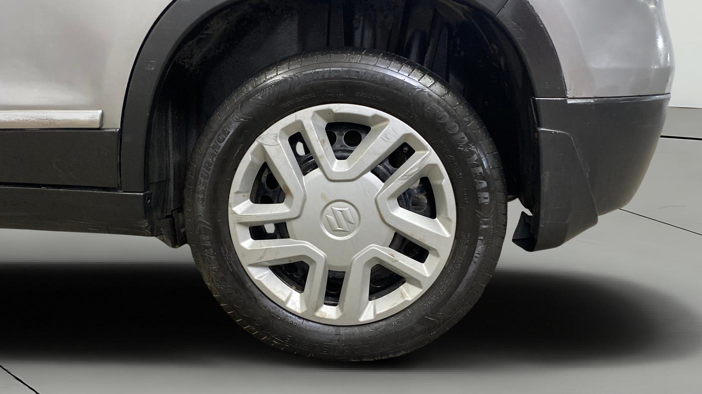 2021 Maruti Vitara Brezza VXI, CNG, Manual, 57,443 km, Left Rear Wheel