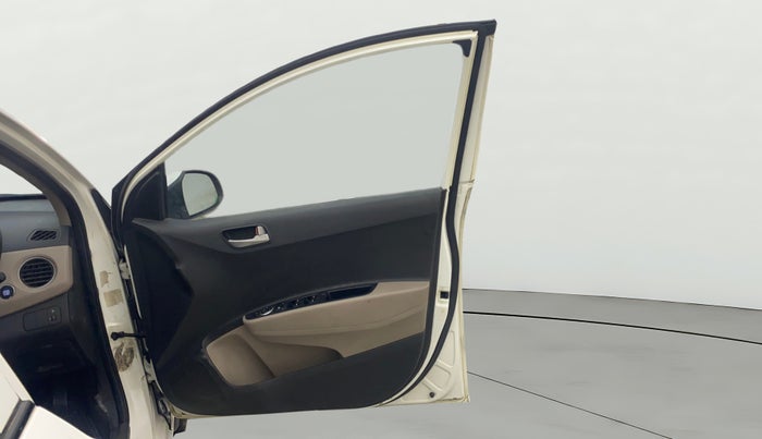 2013 Hyundai Grand i10 SPORTZ 1.2 KAPPA VTVT, Petrol, Manual, 60,841 km, RHS Front Door