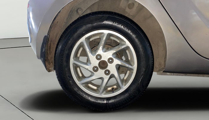 2014 Hyundai i20 MAGNA (O) 1.2, Petrol, Manual, 40,385 km, Right Rear Wheel