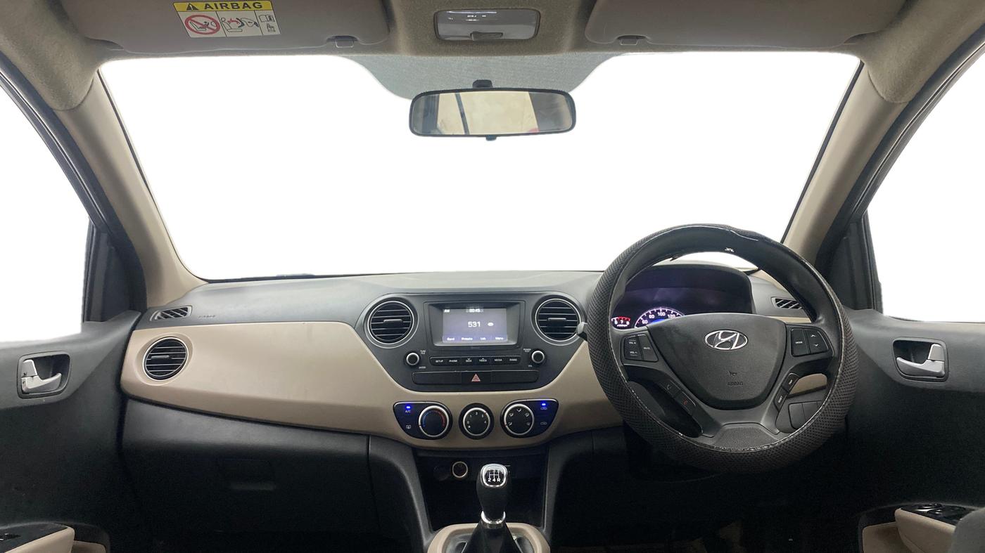 2017 Hyundai Grand i10 SPORTZ 1.2 KAPPA VTVT, Petrol, Manual, 69,386 km, Dashboard