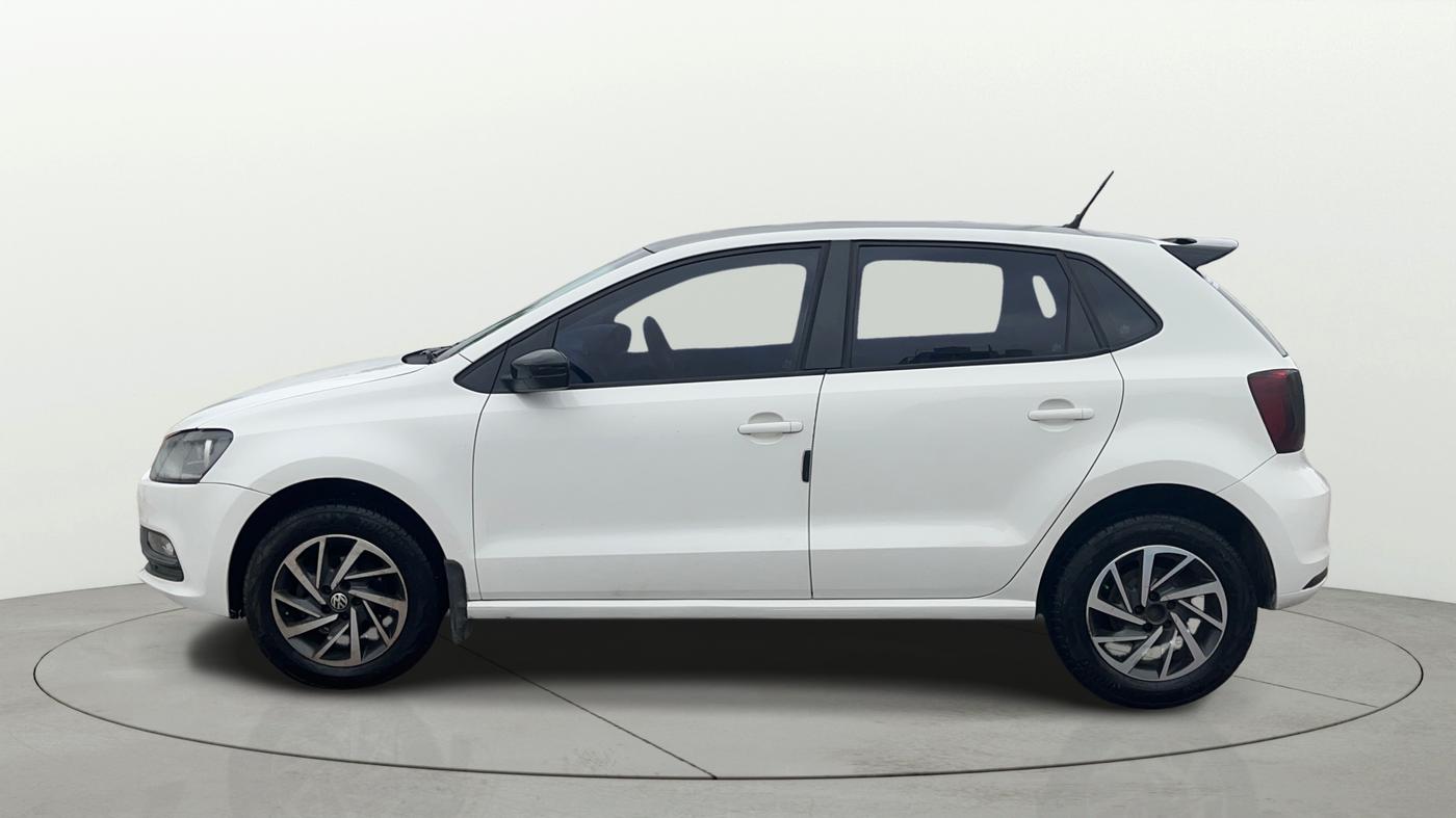 2018 Volkswagen Polo COMFORTLINE 1.0L MPI, Petrol, Manual, 1,38,642 km, Left Side