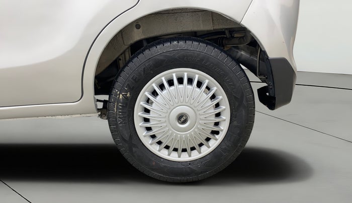 2016 Maruti Alto 800 LXI, Petrol, Manual, 87,320 km, Left Rear Wheel
