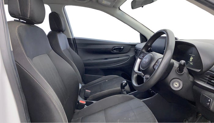 2022 Hyundai NEW I20 SPORTZ 1.2 MT, Petrol, Manual, 96,421 km, Right Side Front Door Cabin