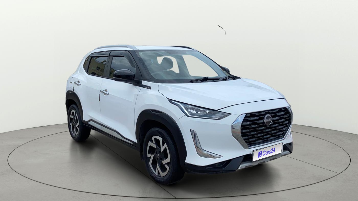 2022 Nissan MAGNITE XV PREMIUM TURBO CVT, Petrol, Automatic, 52,737 km, SRP
