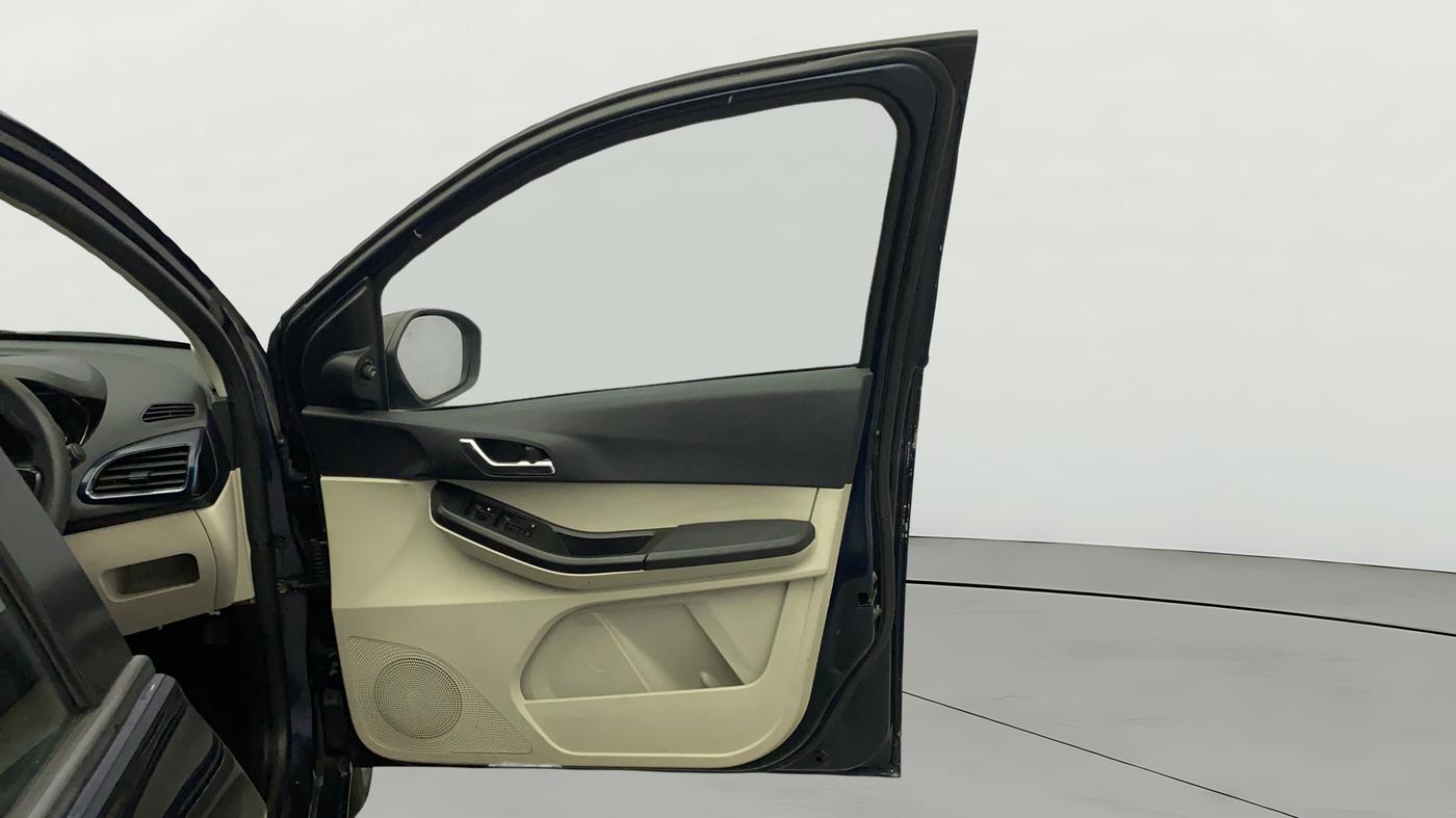 2023 Tata Tiago XZ PLUS PETROL, Petrol, Manual, 29,902 km, RHS Front Door