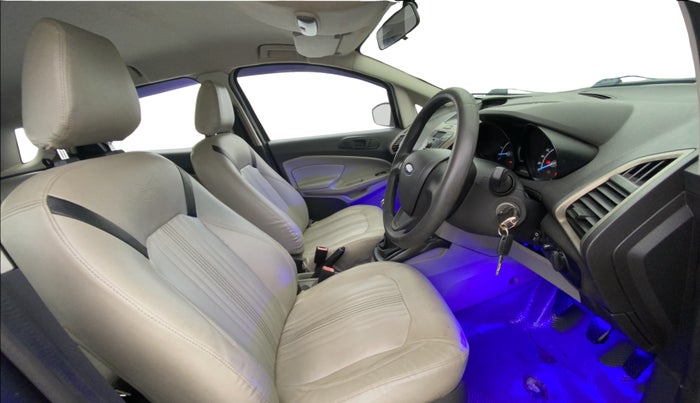 2013 Ford Ecosport AMBIENTE 1.5L DIESEL, Diesel, Manual, 1,39,659 km, Right Side Front Door Cabin