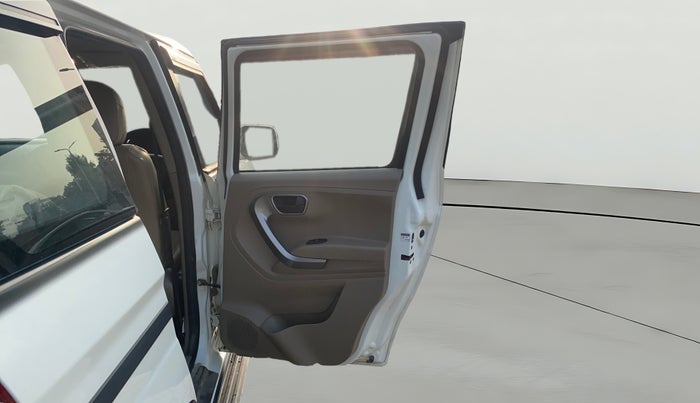 2022 Mahindra BOLERO NEO N 10 (O), Diesel, Manual, 42,523 km, RHS Rear Door