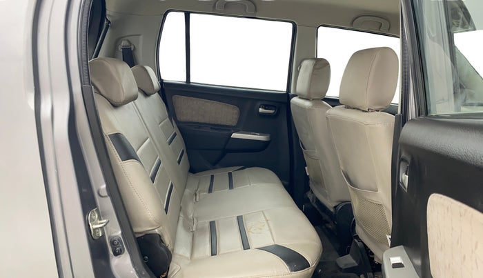 2016 Maruti Wagon R 1.0 VXI, Petrol, Manual, 23,023 km, Right Side Rear Door Cabin