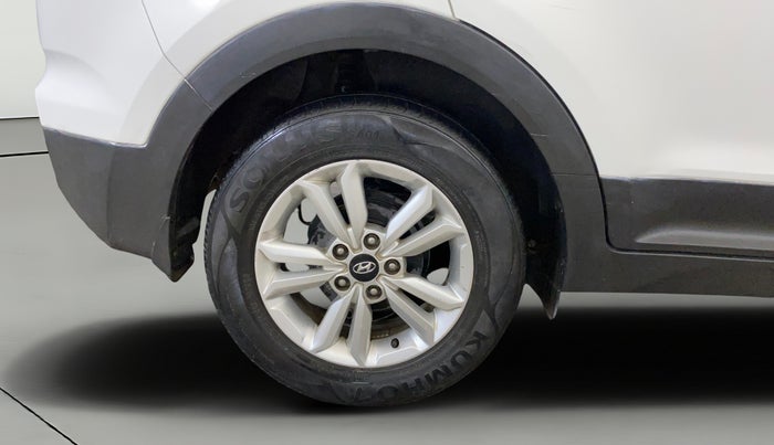 2016 Hyundai Creta SX PLUS 1.6 PETROL, Petrol, Manual, 71,741 km, Right Rear Wheel