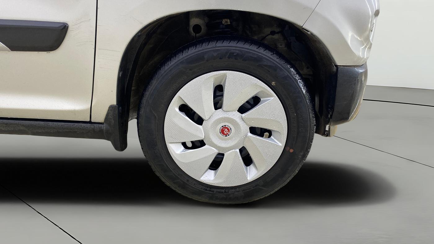 2021 Maruti S PRESSO VXI, Petrol, Manual, 67,531 km, Right Front Wheel
