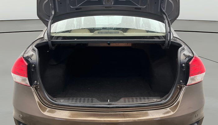 2016 Maruti Ciaz ZXI+, Petrol, Manual, 34,669 km, Boot Open Zoomed View