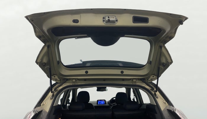 2022 Tata NEXON XZ PLUS (PREMIUM) KAZIRANGA PETROL, Petrol, Manual, 60,449 km, Boot Door Open