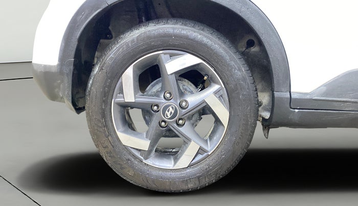 2019 Hyundai VENUE SX 1.0 (O) TURBO, Petrol, Manual, 68,302 km, Right Rear Wheel