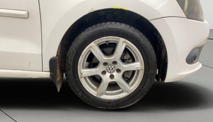 2012 Volkswagen Vento HIGHLINE PETROL AT, Petrol, Automatic, 1,12,420 km, Right Front Wheel