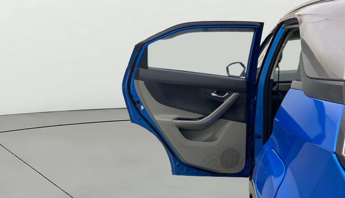 2018 Tata NEXON XZ PLUS DIESEL DUAL TONE, Diesel, Manual, 61,495 km, LHS Rear Door