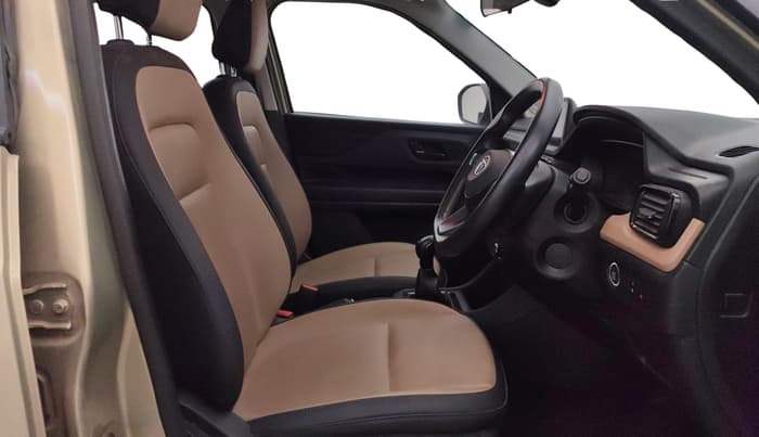 2022 Tata PUNCH CREATIVE 1.2 MT KAZIRANGA EDITION , Petrol, Manual, 28,764 km, Right Side Front Door Cabin