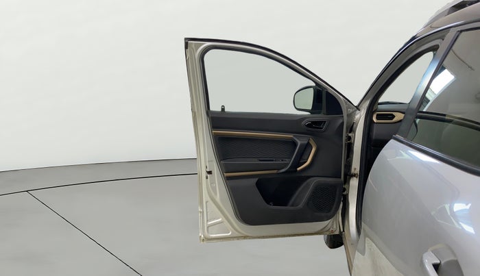 2022 Renault Kiger RXT (O) MT DUAL TONE, Petrol, Manual, 24,402 km, LHS Front Door