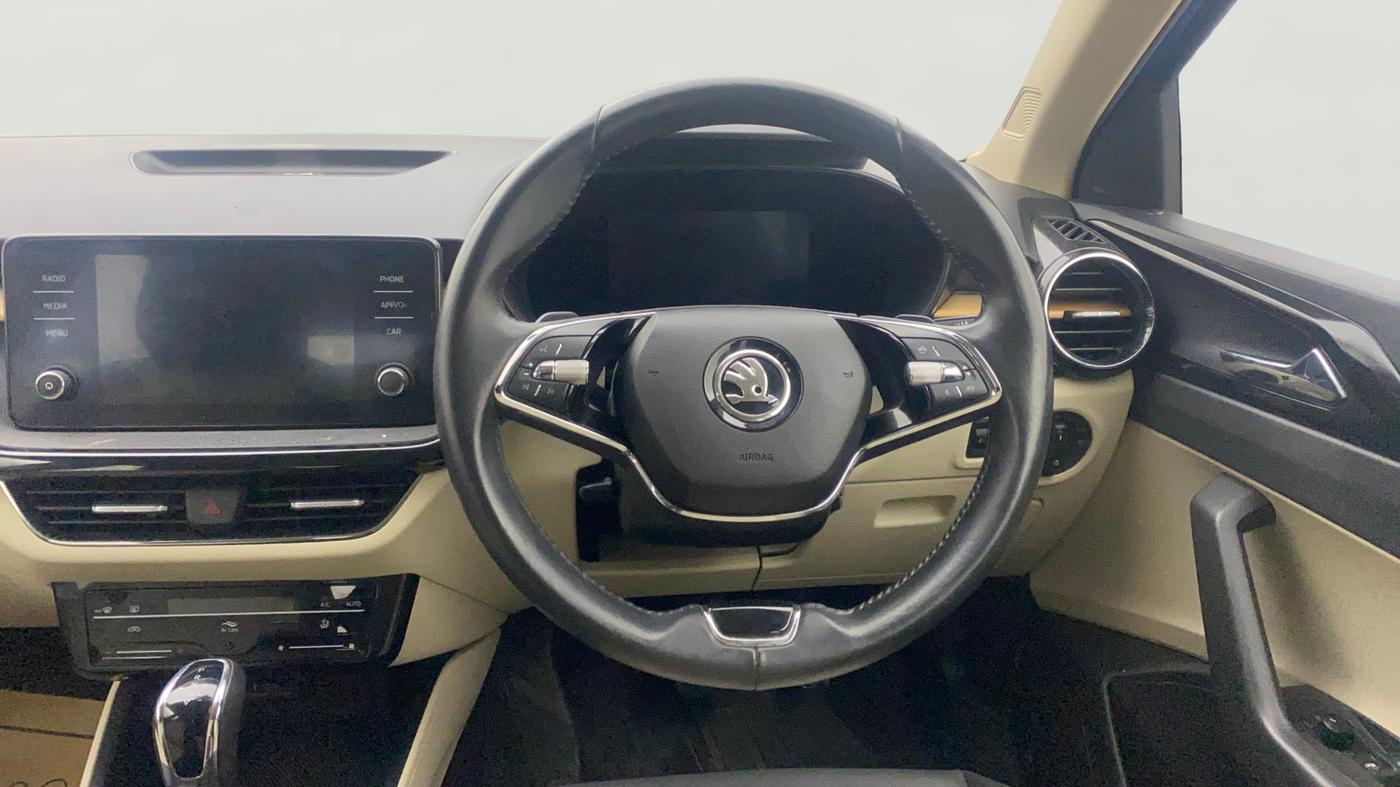 2022 Skoda SLAVIA STYLE 1.0L TSI AT, Petrol, Automatic, 17,626 km, Steering Wheel Close Up