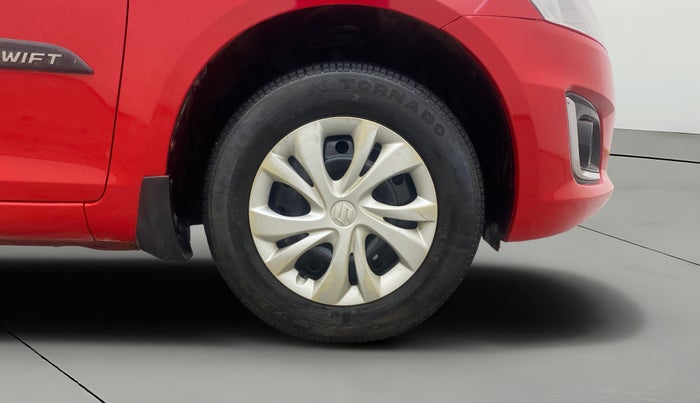 2017 Maruti Swift VXI, Petrol, Manual, 43,596 km, Right Front Wheel