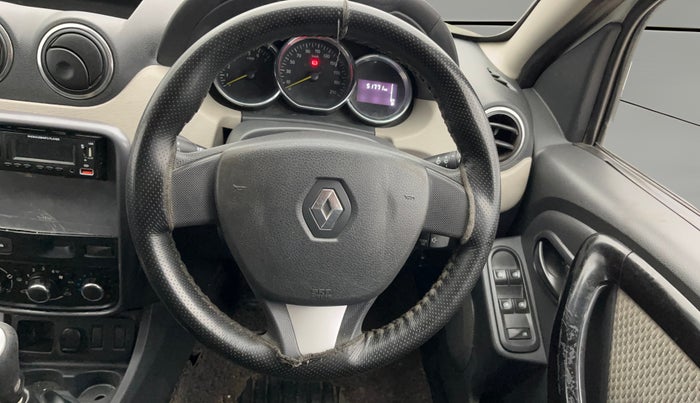 2015 Renault Duster RXL PETROL, Petrol, Manual, 51,751 km, Steering Wheel Close Up