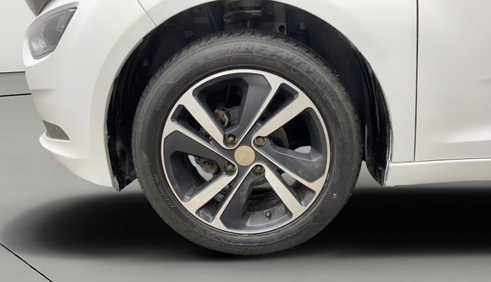 2021 Tata ALTROZ XZ PETROL, Petrol, Manual, 38,054 km, Left Front Wheel