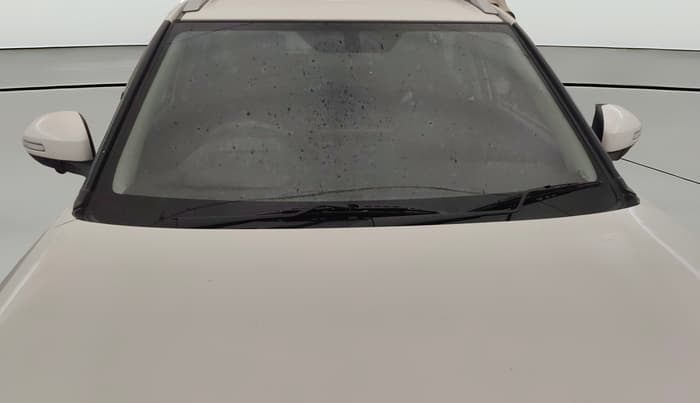 2022 Maruti BREZZA ZXI + SMART HYBRID, Petrol, Manual, 54,250 km, Front Windshield