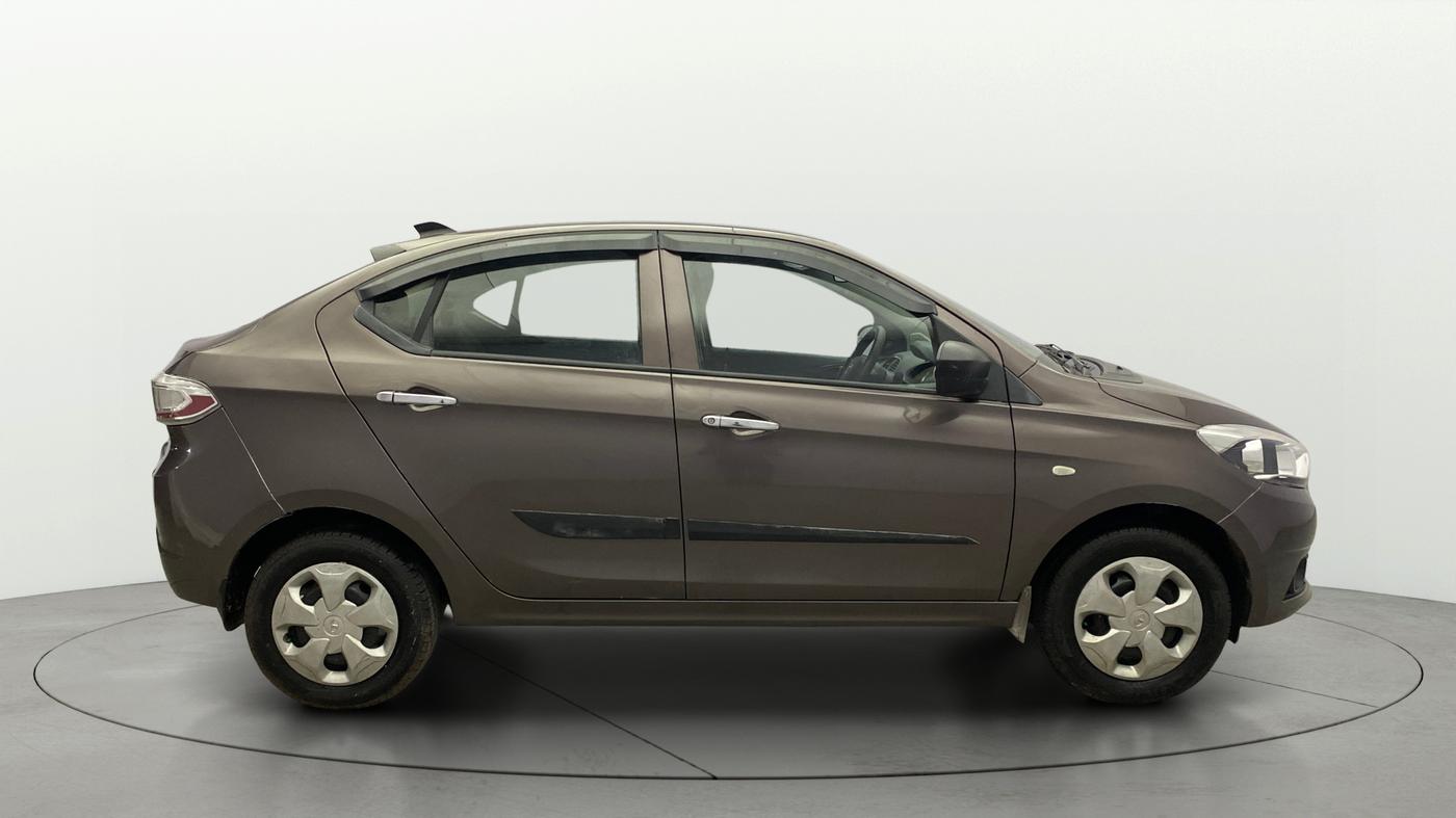 2019 Tata TIGOR XM (O) PETROL, Petrol, Manual, 48,008 km, Right Side View