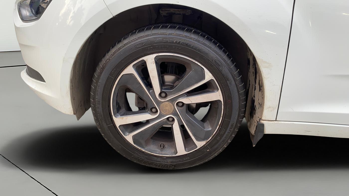2020 Tata ALTROZ XZ PETROL, Petrol, Manual, 86,126 km, Left Front Wheel