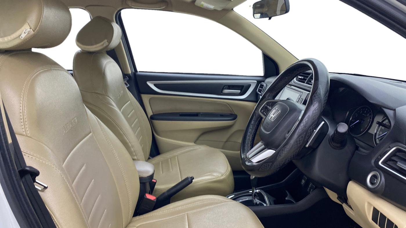 2023 Honda Amaze 1.2L I-VTEC VX CVT, Petrol, Automatic, 50,118 km, Right Side Front Door Cabin