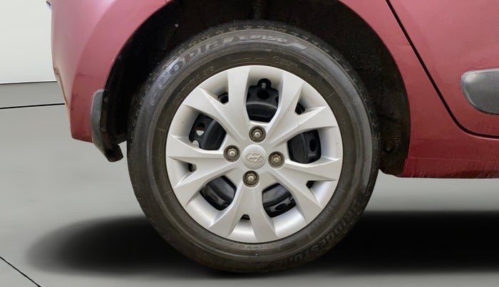 2014 Hyundai Grand i10 SPORTZ 1.2 KAPPA VTVT, CNG, Manual, 48,288 km, Right Rear Wheel