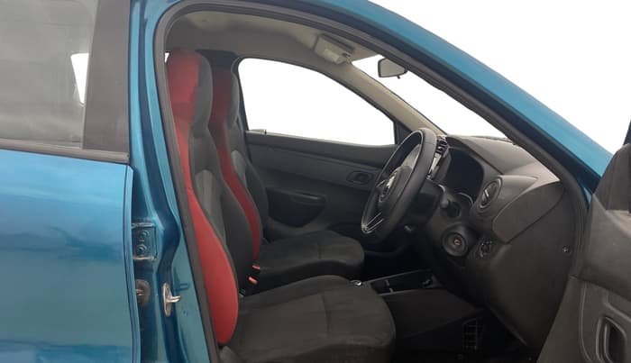 2022 Renault Kwid RXT 1.0 AMT, Petrol, Automatic, 18,693 km, Right Side Front Door Cabin