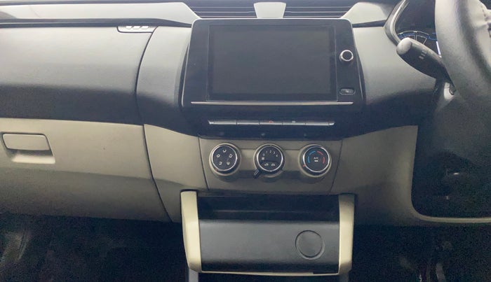 2022 Renault TRIBER RXT AMT, Petrol, Automatic, 45,118 km, Air Conditioner