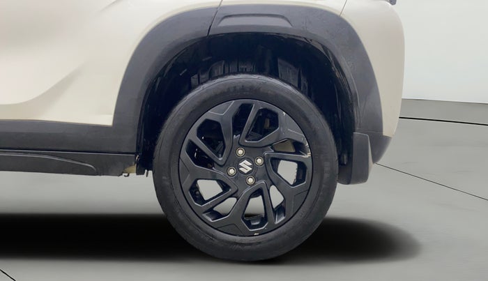 2024 Maruti FRONX DELTA PLUS 1.2MT, Petrol, Manual, 33,765 km, Left Rear Wheel