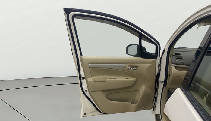 2016 Maruti Ertiga ZDI + SHVS, Diesel, Manual, 89,362 km, LHS Front Door